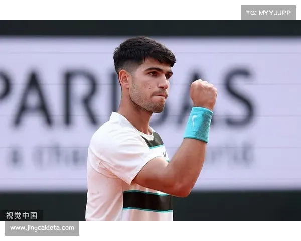 阿尔卡拉斯2025赛季回顾：两座大满贯在手，二次加冕年终第一。