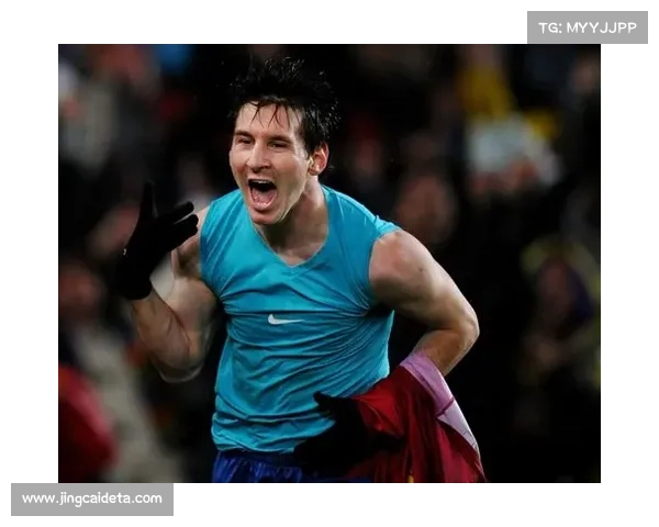 马马杜·萨科在巴黎德比前于王子公园球场宣布退役 马马杜·萨科在巴黎德比前于王子公园球场宣布退役